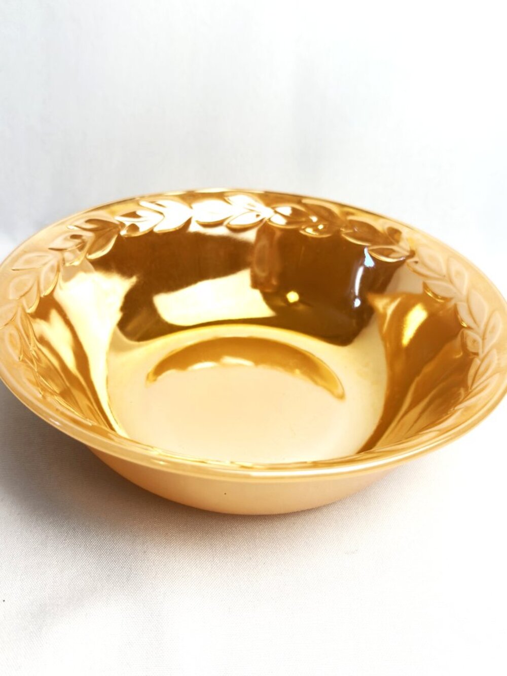 Fire King Vintage Oven Ware Laurel Leaf Peach Lusterware Serving Bowl 8" USA